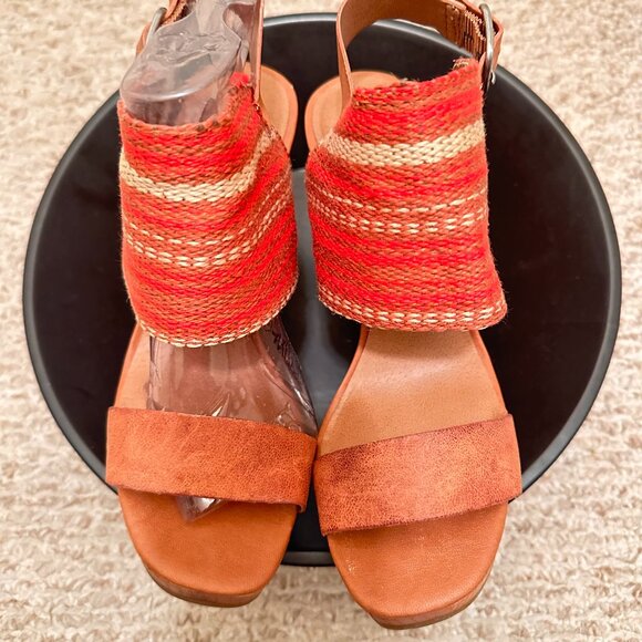 Reddish Orange & Beige Woven Platform Sandals – Size 8.5 - Picture 1 of 10